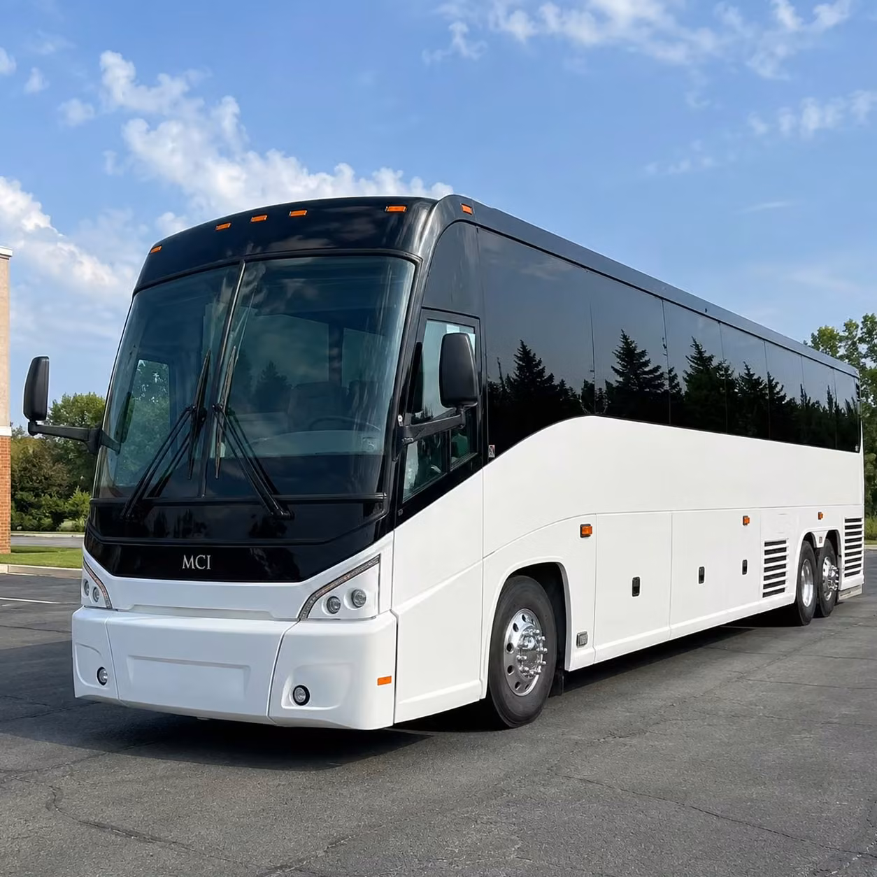 charter bus rentals for manteca groups traveling to southern california