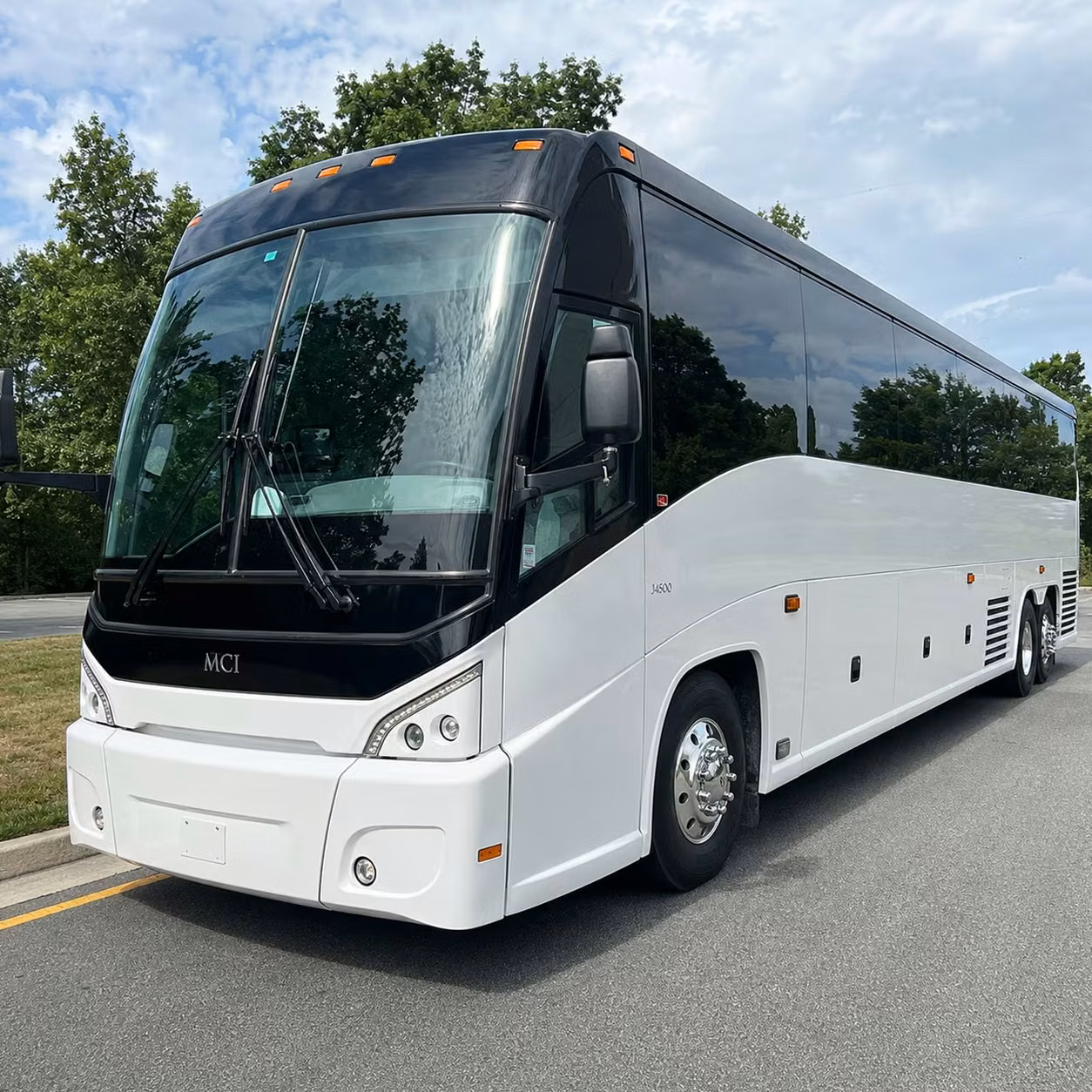 long distance bus rentals from manteca to yosemite national park and beyond