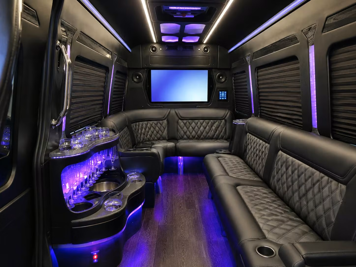 sports team and fan bus rentals from manteca
